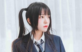 桜桃喵 桜桃未熟2-冬季制服丝秀[45P-552MB]